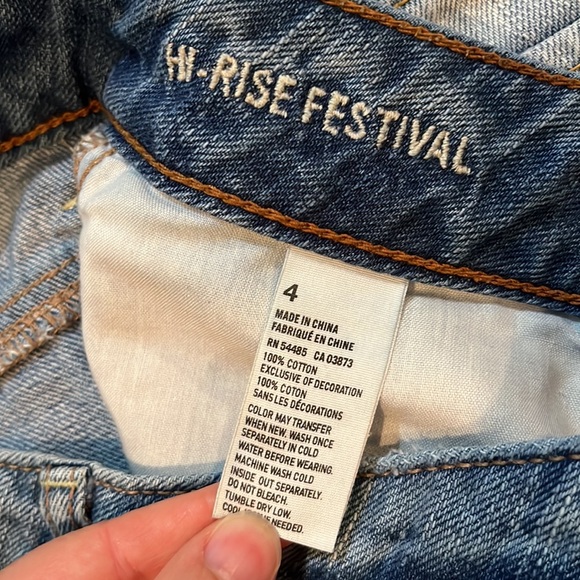 Bundle of 2 American Eagle high rise Jean shorts - size 4 - Picture 5 of 7